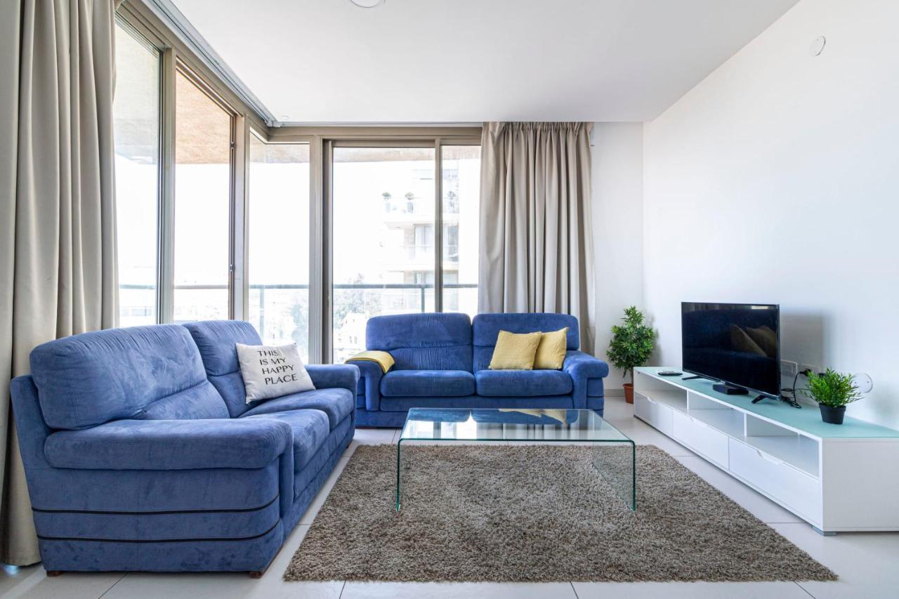 Exclusive Two-Bedroom Apartment With Parking Jerusalem Exterior photo