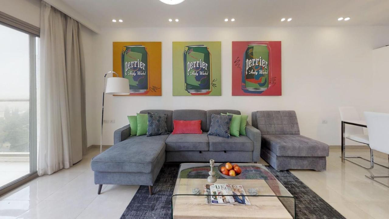 Exclusive Two-Bedroom Apartment With Parking Jerusalem Exterior photo
